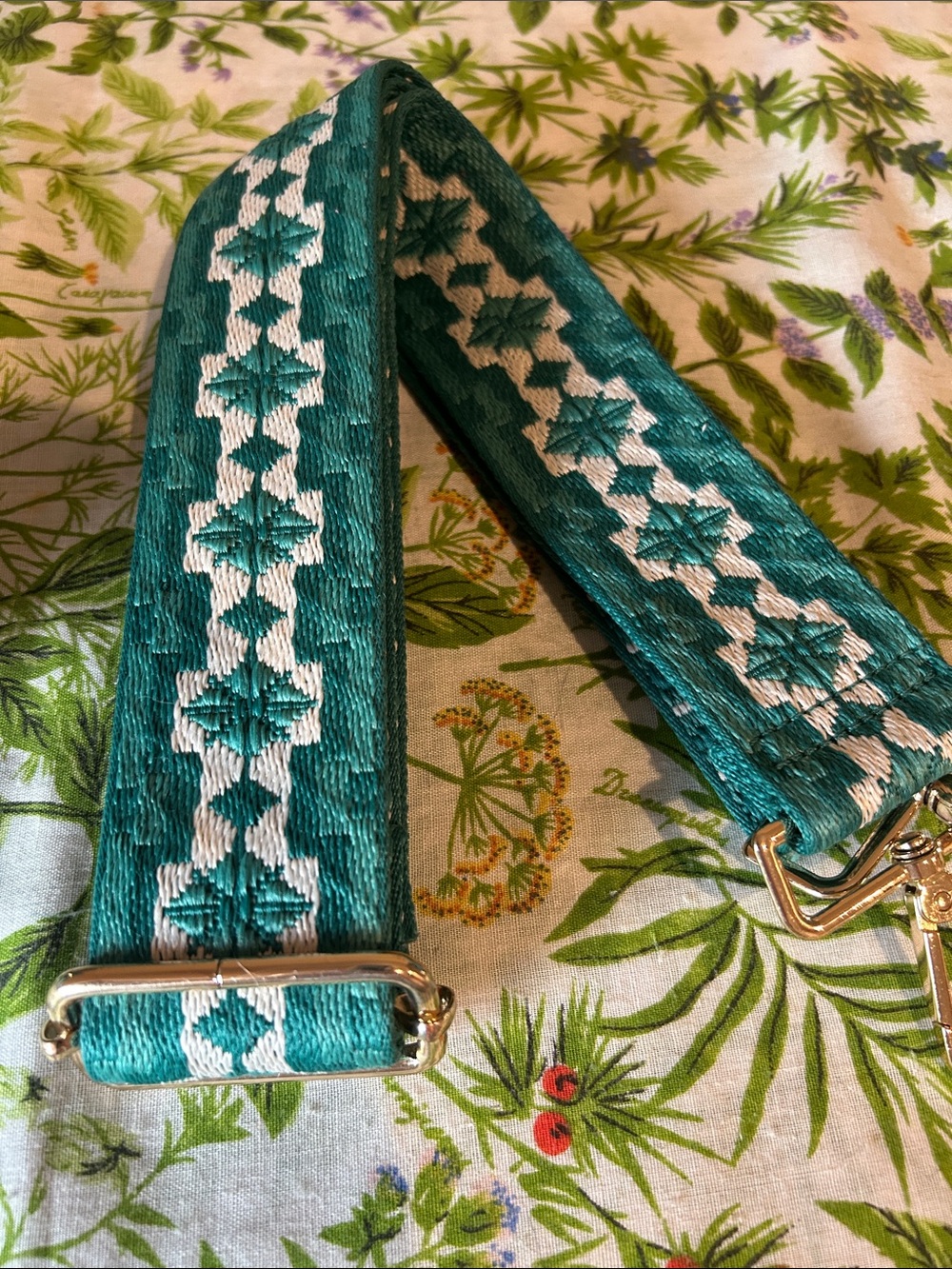 Ah-dorned Teal purse. - Picture 7 of 12